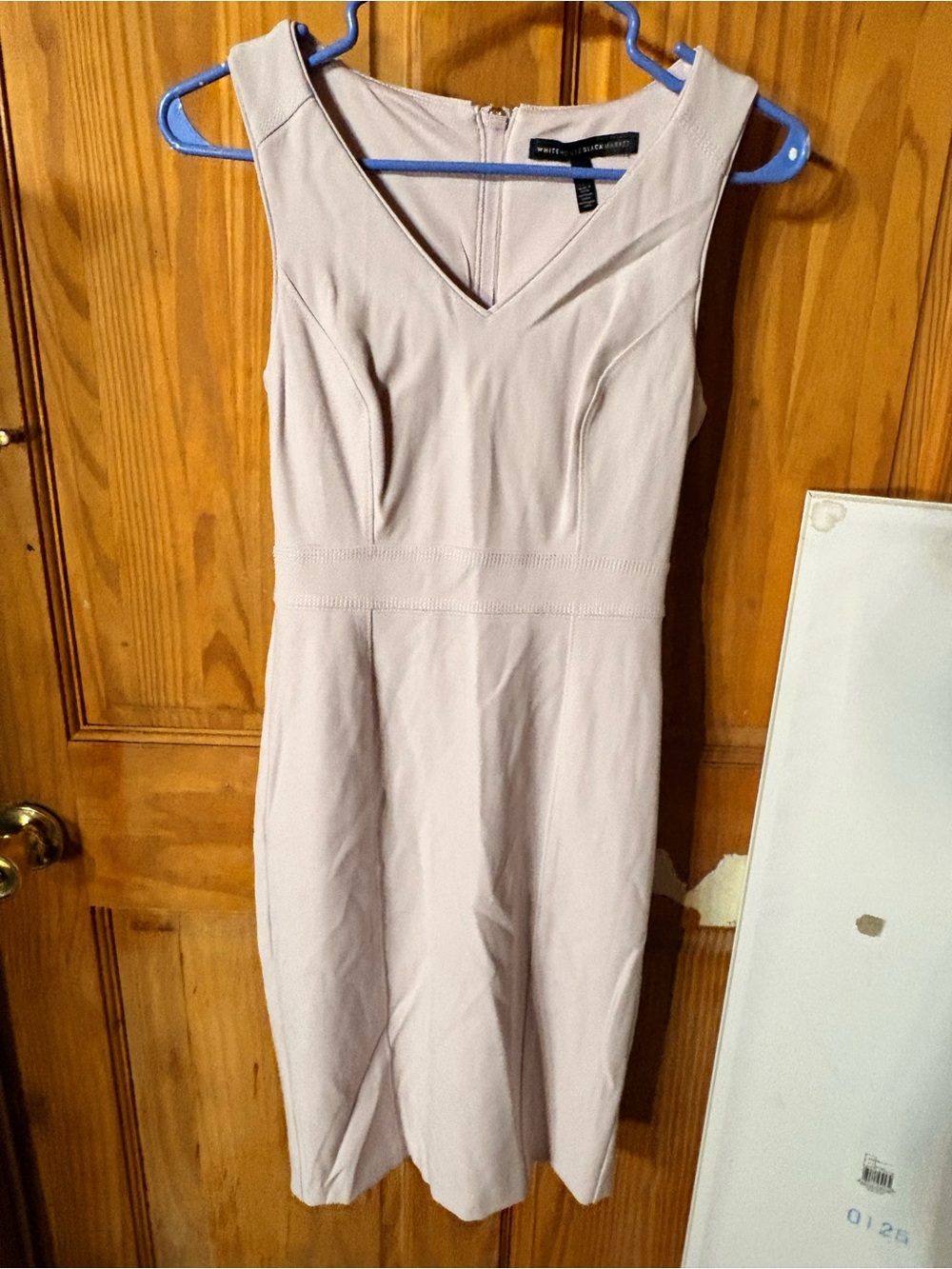 White House Black Market Light Mauve Sleeveless V-Neck Sheath Dress